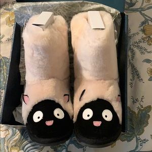 Bnwt emu little creatures lamb boots kids sz 3
